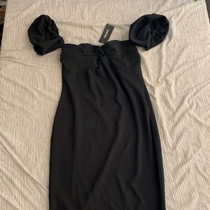 Midi Boohoo Black dress